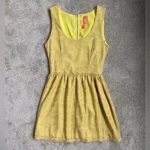 Anthropologie Eighty Sixty Sleeveless Lace Yellow Beige Fit Flare Mini Dress S
